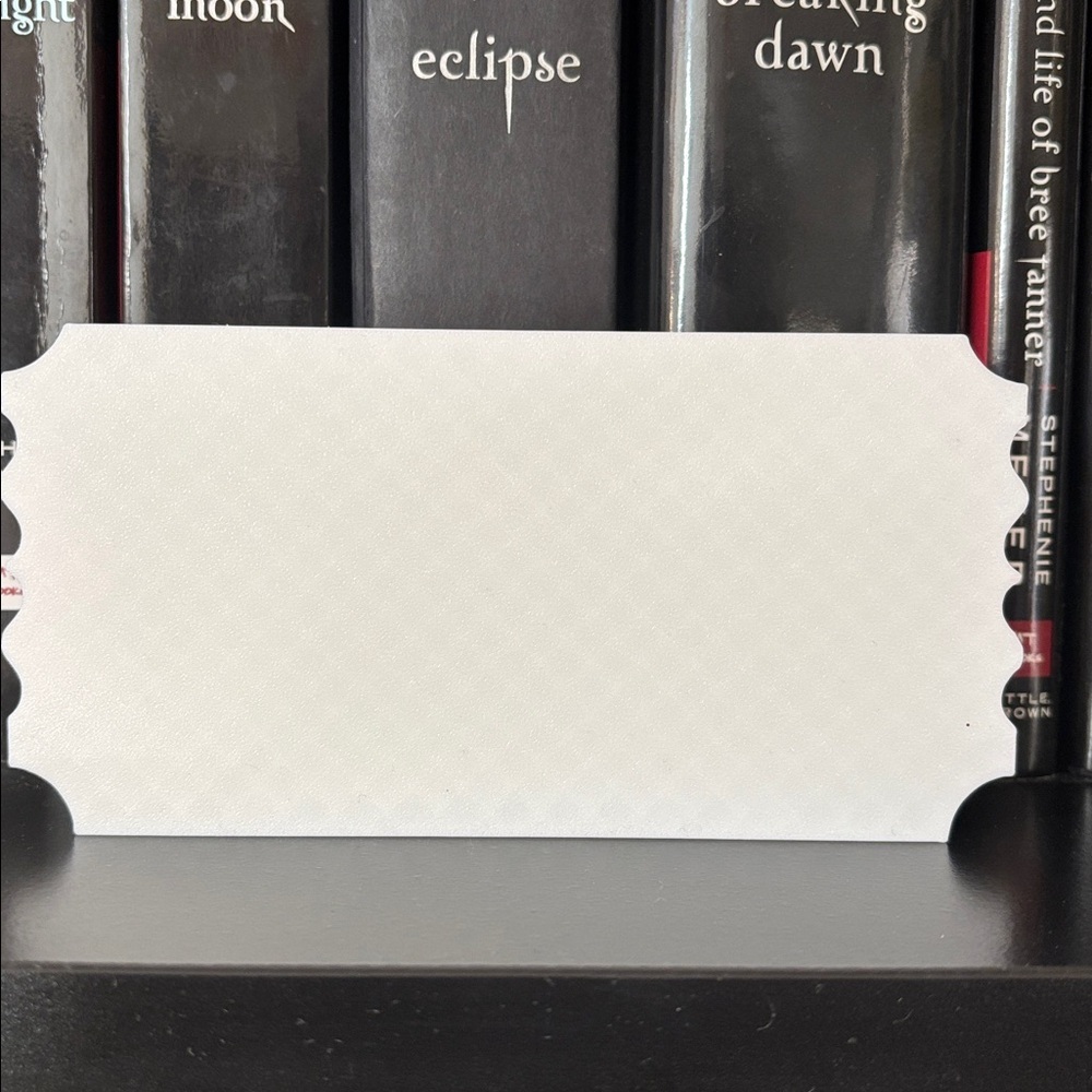 Red and White 'One Bed Book Club' Sign - Picture 3 of 3